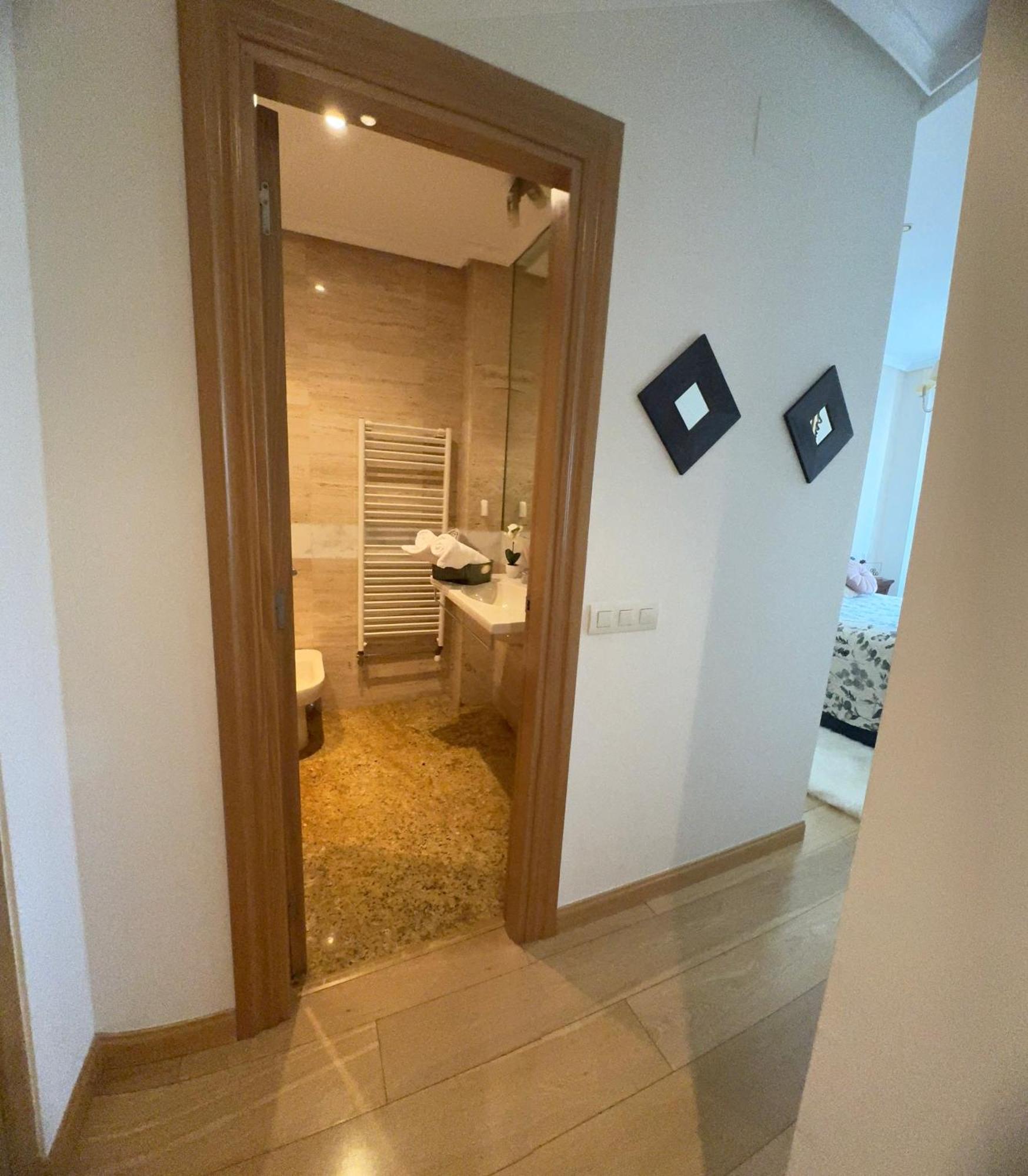 Habitaciones De Lujo Con Hermosas Vistas A La Cuidad Burgo Eksteriør bilde